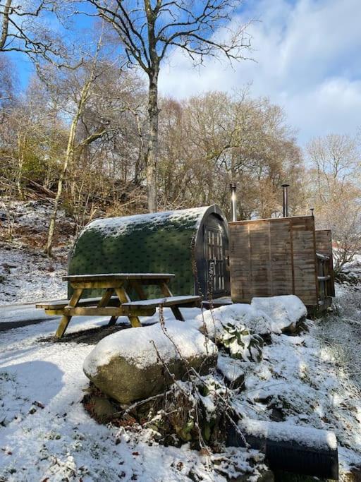 דירות ברמאות' Pine Cosy Winter Cabin - Hot Tub & Log Burner מראה חיצוני תמונה